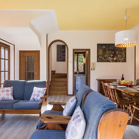 בית נופש Bellagio View *